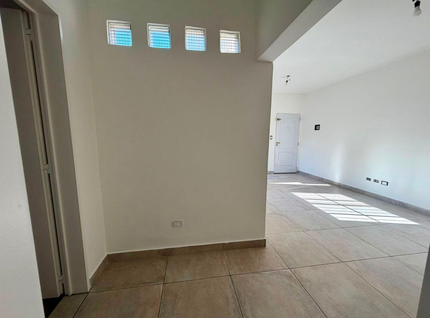 Foto de PH 2 AMBIENTES EN VENTA SAN ANDRÉS, imagen 3