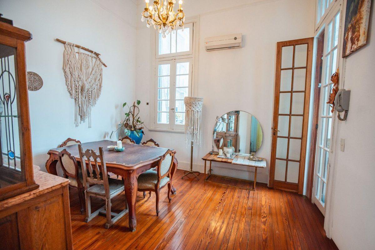 Foto de HERMOSO SEMIPISO DE ÉPOCA TOTALMENTE RECICLADO!!!, imagen 2