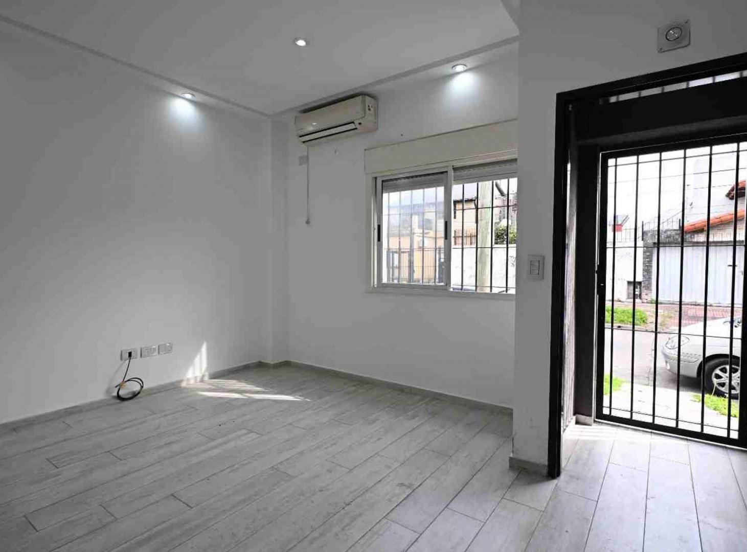 Foto de PH 3 AMBIENTES BAÑO EN SUIT PATIO TERRAZA A NUEVO, imagen 5