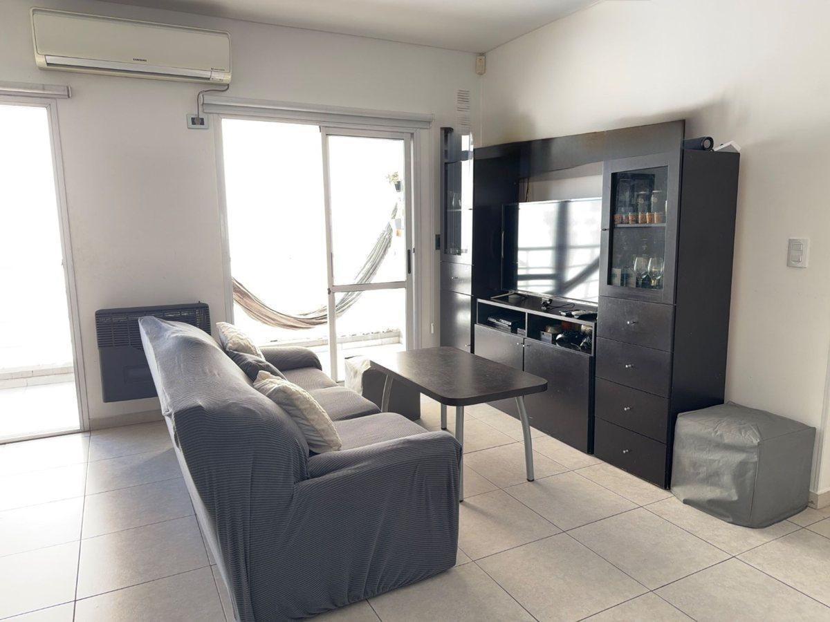 Foto de VENTA DEPTO 3AMB CON COCHERA Y TERRAZA, imagen 2