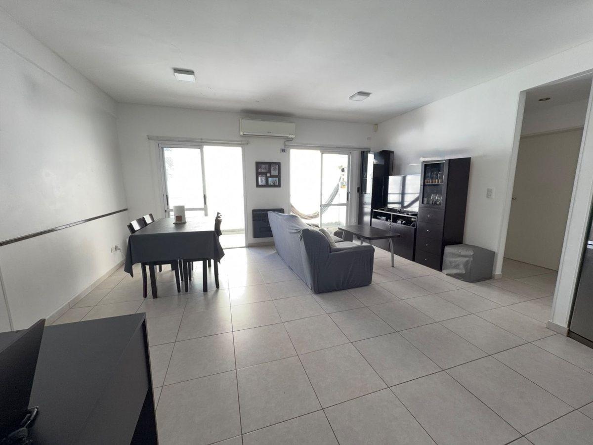 Foto de VENTA DEPTO 3AMB CON COCHERA Y TERRAZA, imagen 4