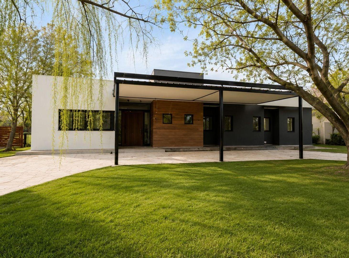 Foto de VENDE IMPONENTE CASA HARAS DEL SOL 241m2 cub, imagen 1