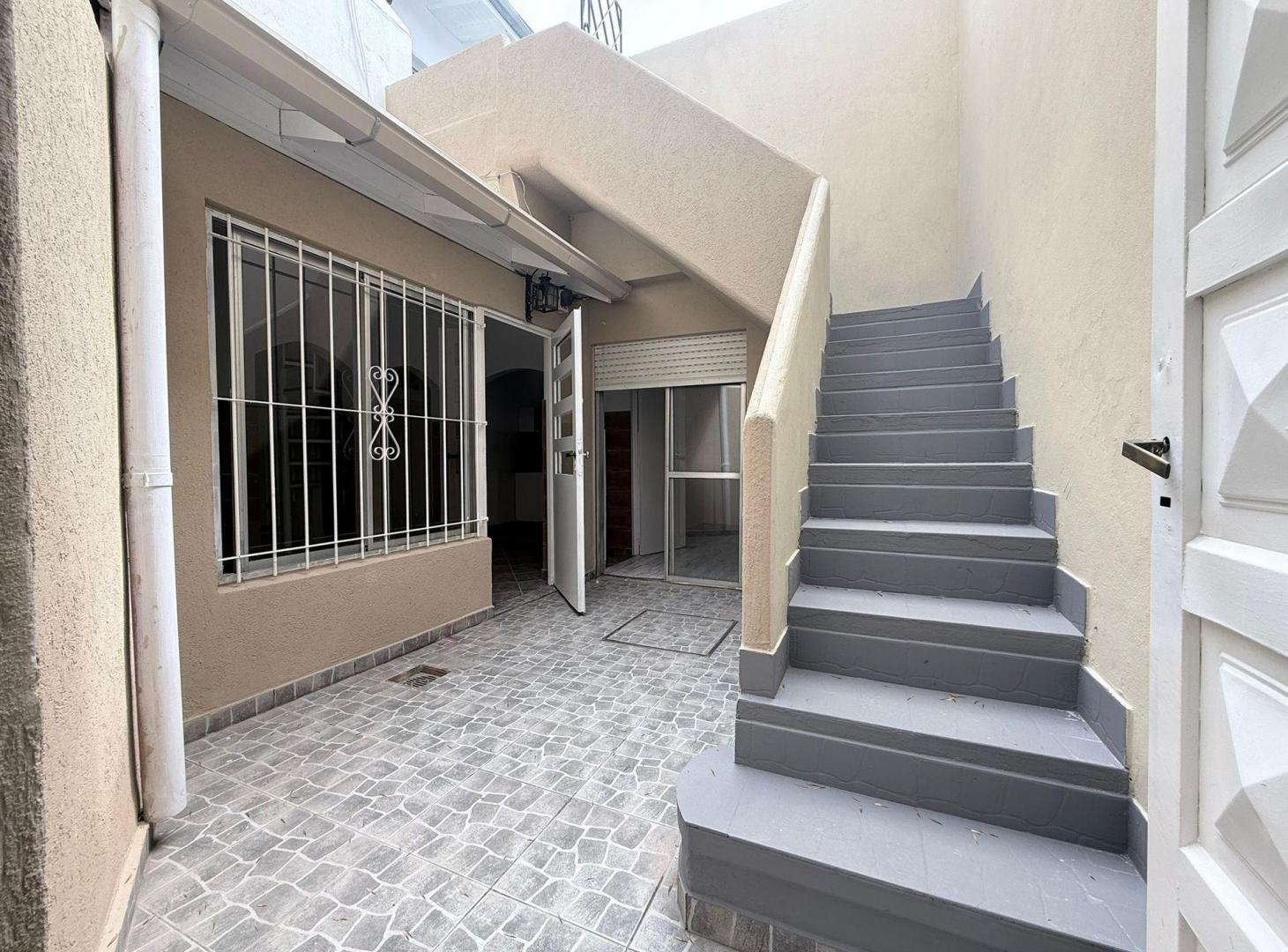 Foto de VENDE PH 4 AMB TERRAZA Y PATIO, imagen 2