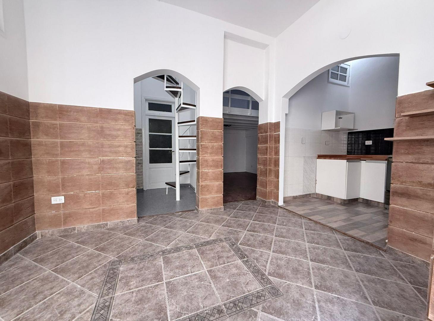 Foto de VENDE PH 4 AMB TERRAZA Y PATIO, imagen 1