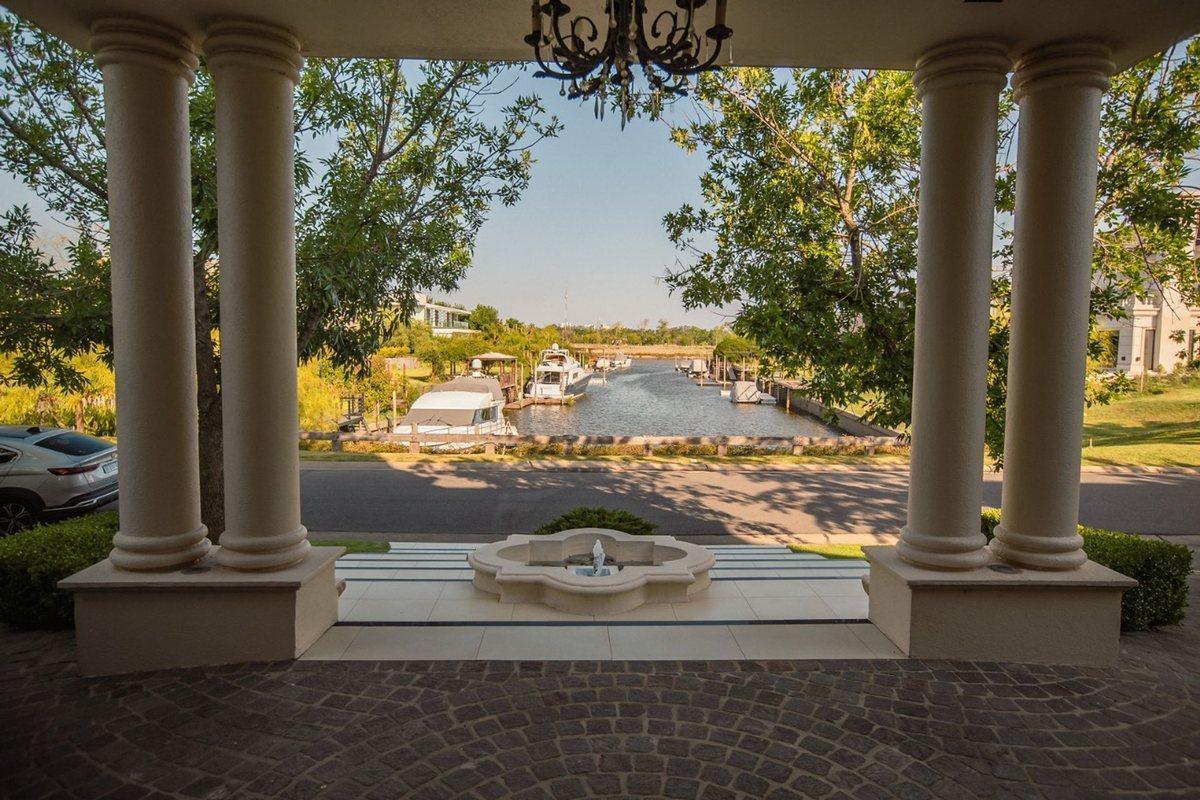 Foto de Residencia Premium Frente al Río – El Yacht, imagen 2