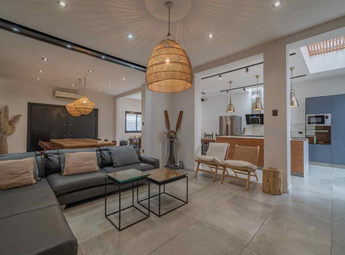 Foto de CASA VENTA BARRACAS 5 AMB JARDIN PARRILLA TERRAZA, imagen 1