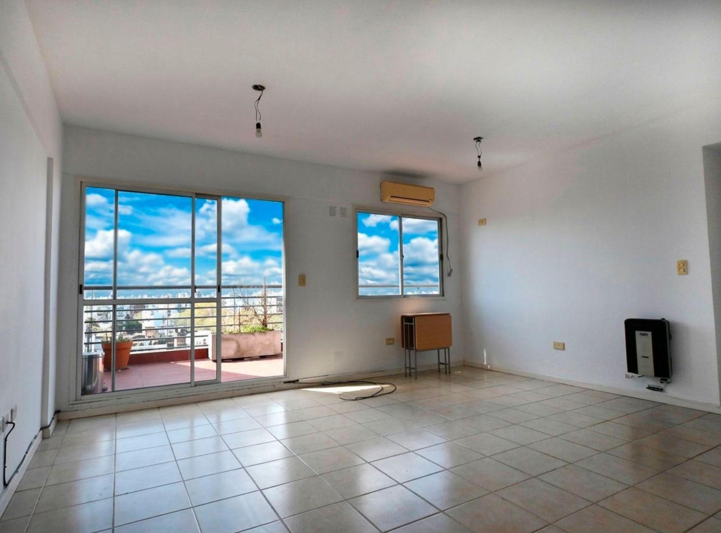 Foto de Venta SEMIPISO 2 AMB con COCHERA y BALCON TERRAZA, imagen 1