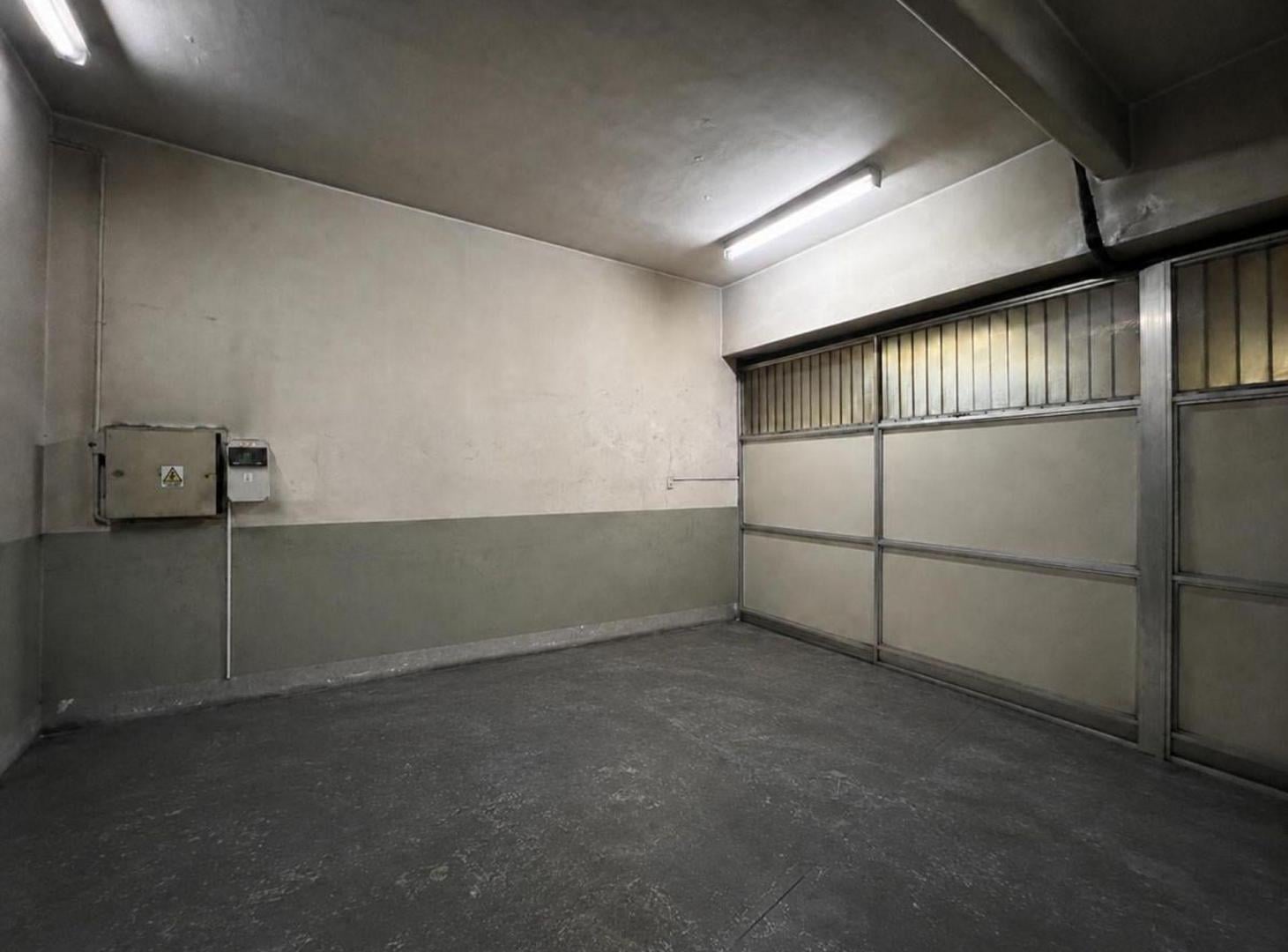 Foto de GALPÓN + VIVIENDA 515 M2 EN FLORES, imagen 3