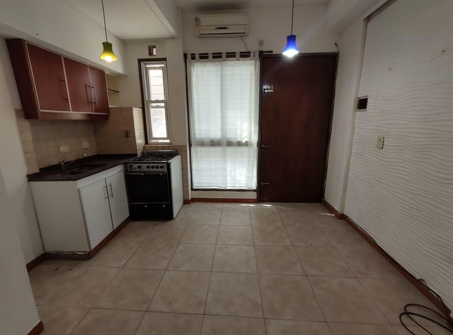 Foto de Monoambiente con entrada independiente APTO PROF., imagen 2