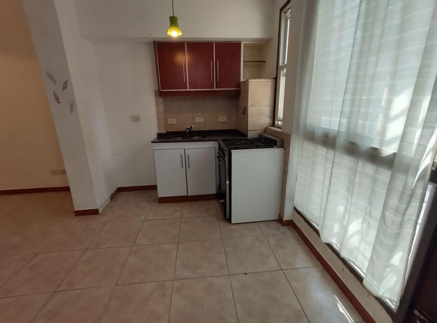 Foto de Monoambiente con entrada independiente APTO PROF., imagen 3