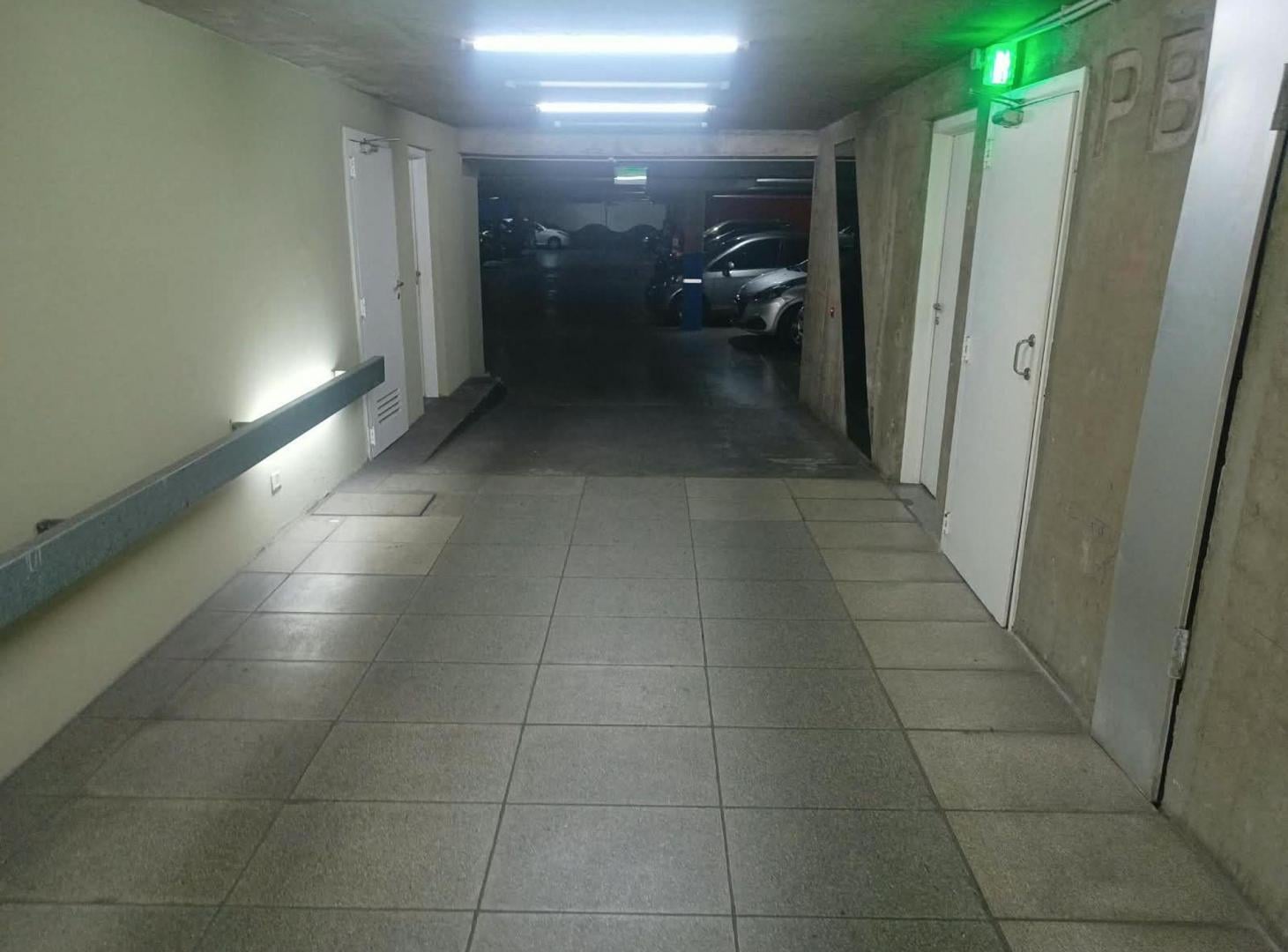Foto de VENTA COCHERA + BAULERA PLANTA BAJA PALERMO CHICO, imagen 3