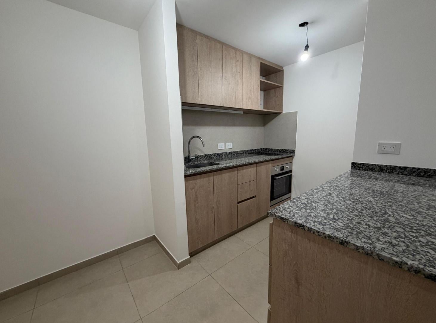 Foto de Monoambiente a estrenar con patio y amenities, imagen 3