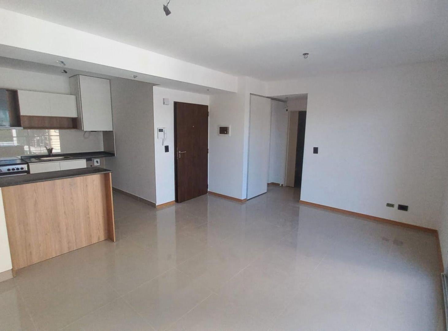 Foto de SEMIPISO 2 AMBIENTES EN ALQUILER VILLA DEL PARQUE, imagen 3