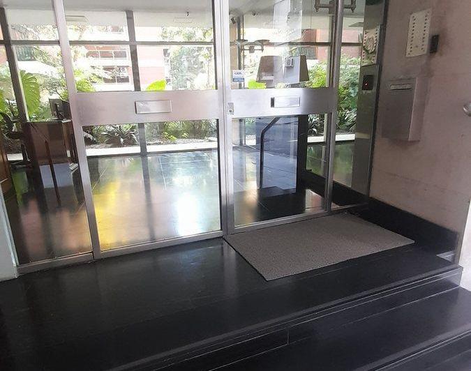 Piso 4 amb Dep. coch. y baul. en venta en Belgrano 2