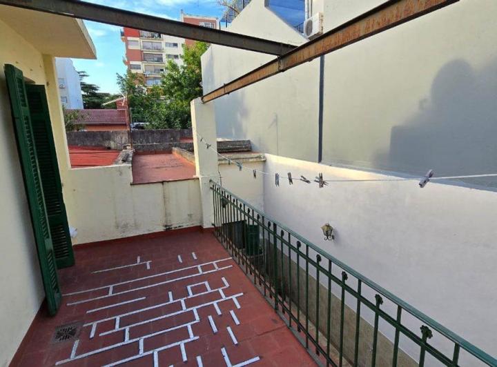 CASA 5 AMBIENTES LOTE PROPIO - VILLA EL PARQUE 2