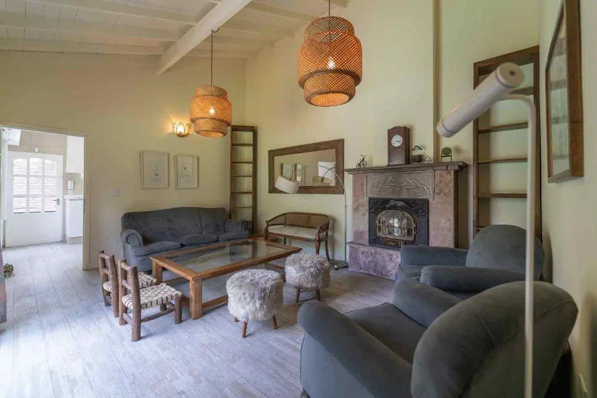 VENTA CASA 5 AMBIENTES DON TORCUATO PARQUE PILETA 2