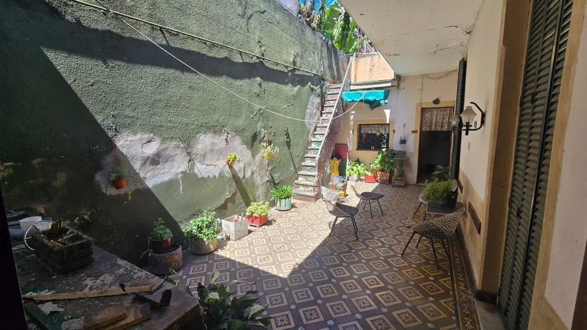 VENTA CASA 5 AMBIENTES PATIO TERRAZA LINIERS 2