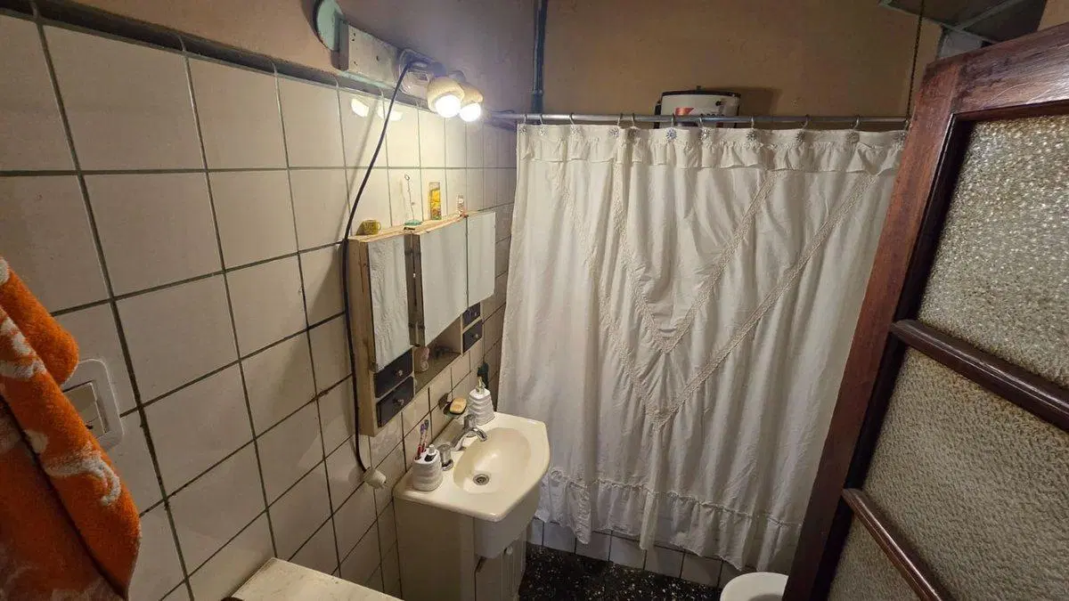 VENTA CASA 5 AMBIENTES PATIO TERRAZA LINIERS 3