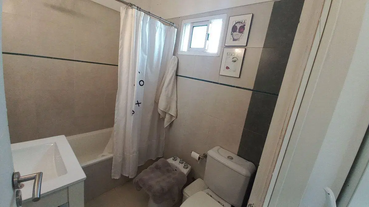 VENTA DEPTO 2 AMB VILLA GRAL MITRE FRENTE BALCÓN 3