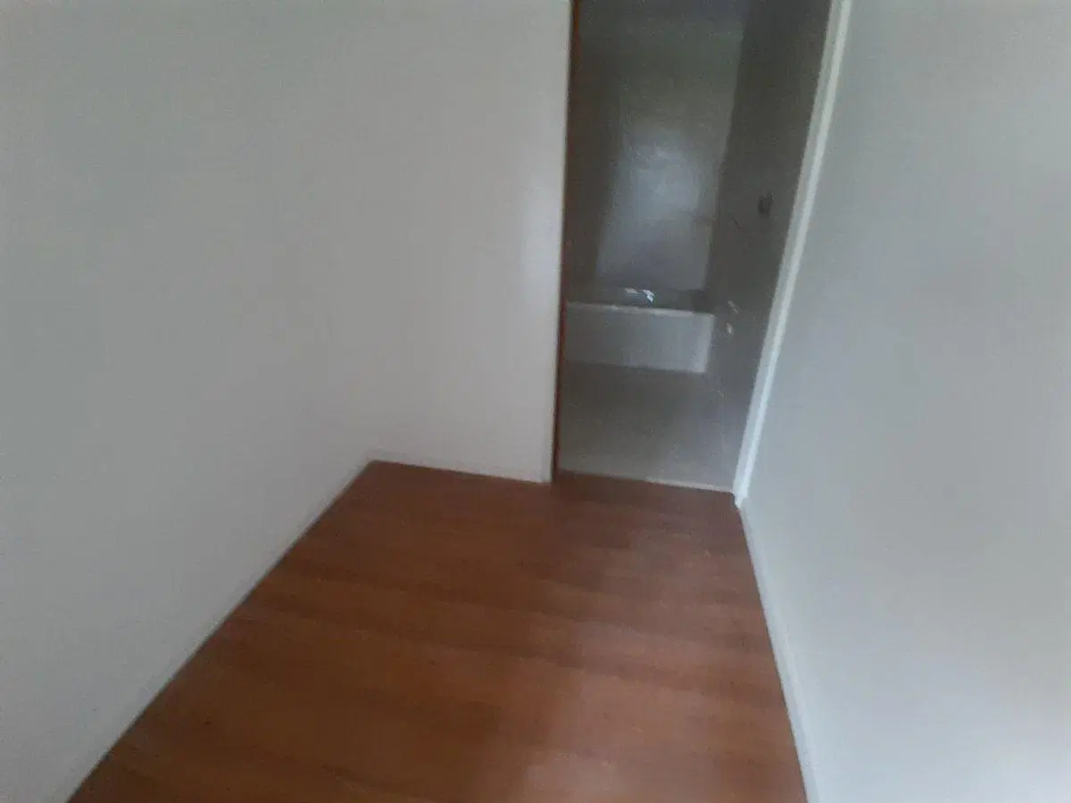 VENTA VILLA DEL PARQUE 4 AMB. SEMIPISO  C/COCHERA 5