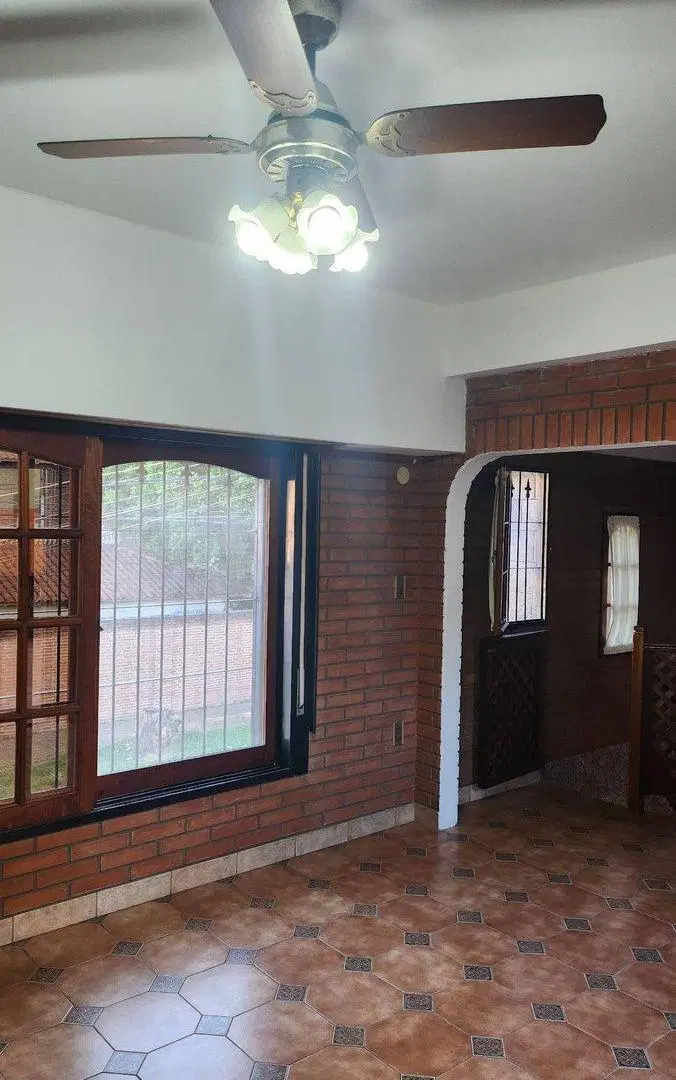 VENTA PH 3 AMB CASEROS PATIO LAVADERO 2