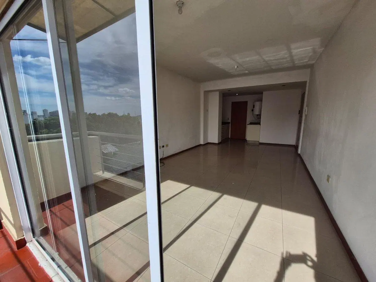 ALQ MONOAMBIENTE V.URQUIZA BALCON APTO PROFESIONAL 4