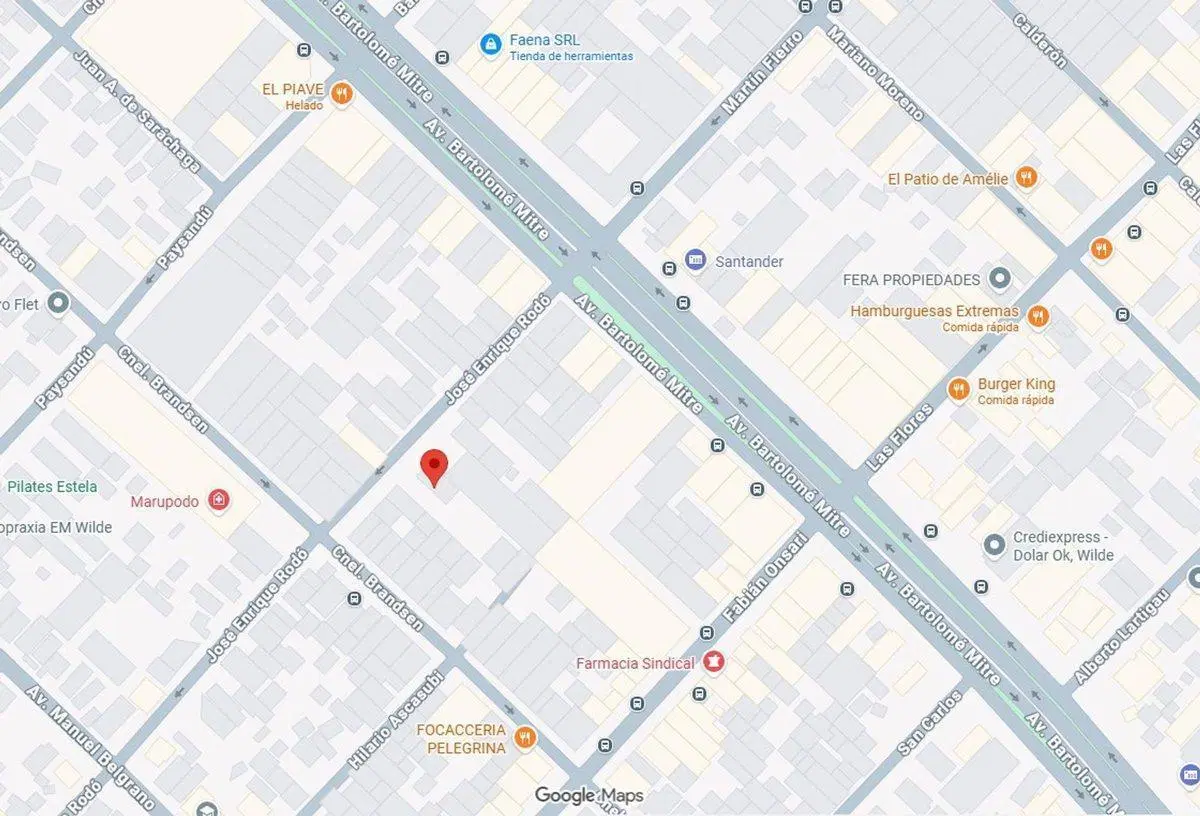 VENTA LOTE, DOBLE FRENTE, CENTRO p/ CONST. 3400 M2 3