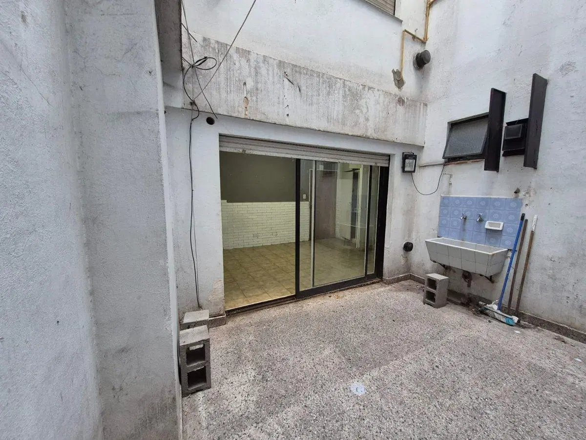 VENTA PH MONOAMBIENTE ALMAGRO PATIO BAJAS EXPENSAS 5