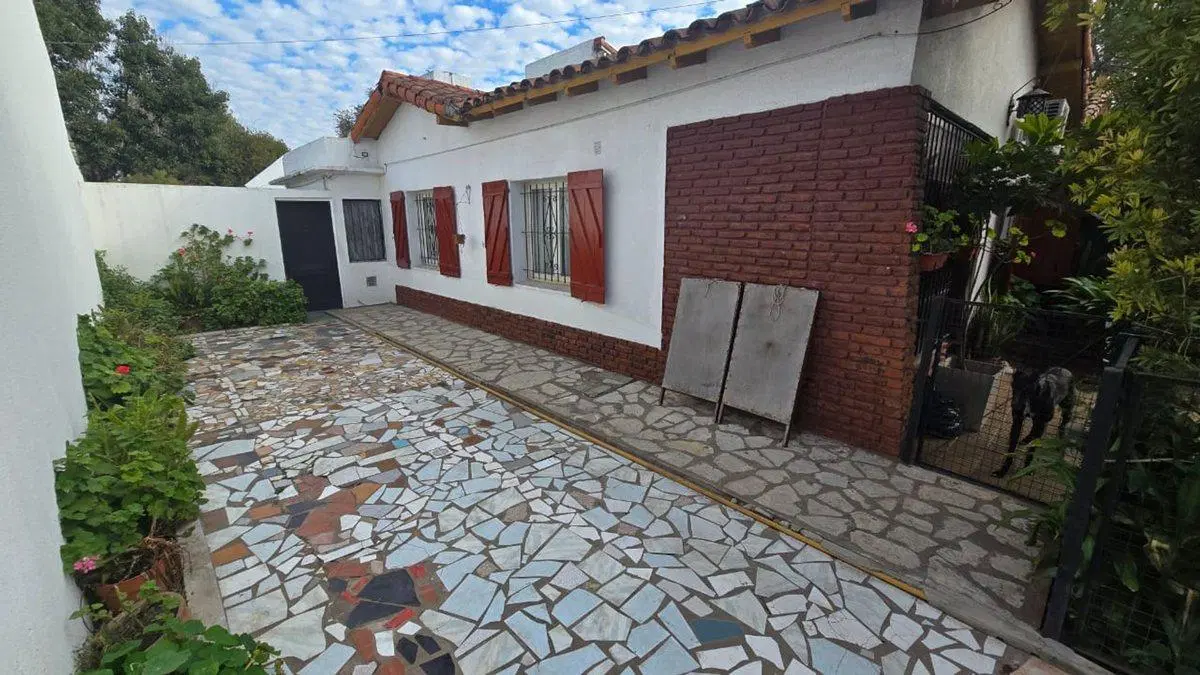 VENTA CASA 4 AMB PASO DEL REY PATIO PARRILLA 3
