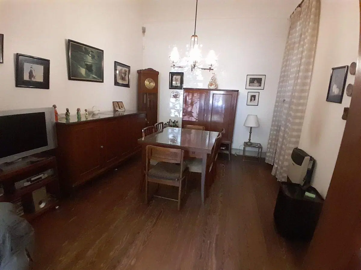 VENTA CASA RESIDENCIAL 5 AMB/COCHERA REFACCIONAR 5