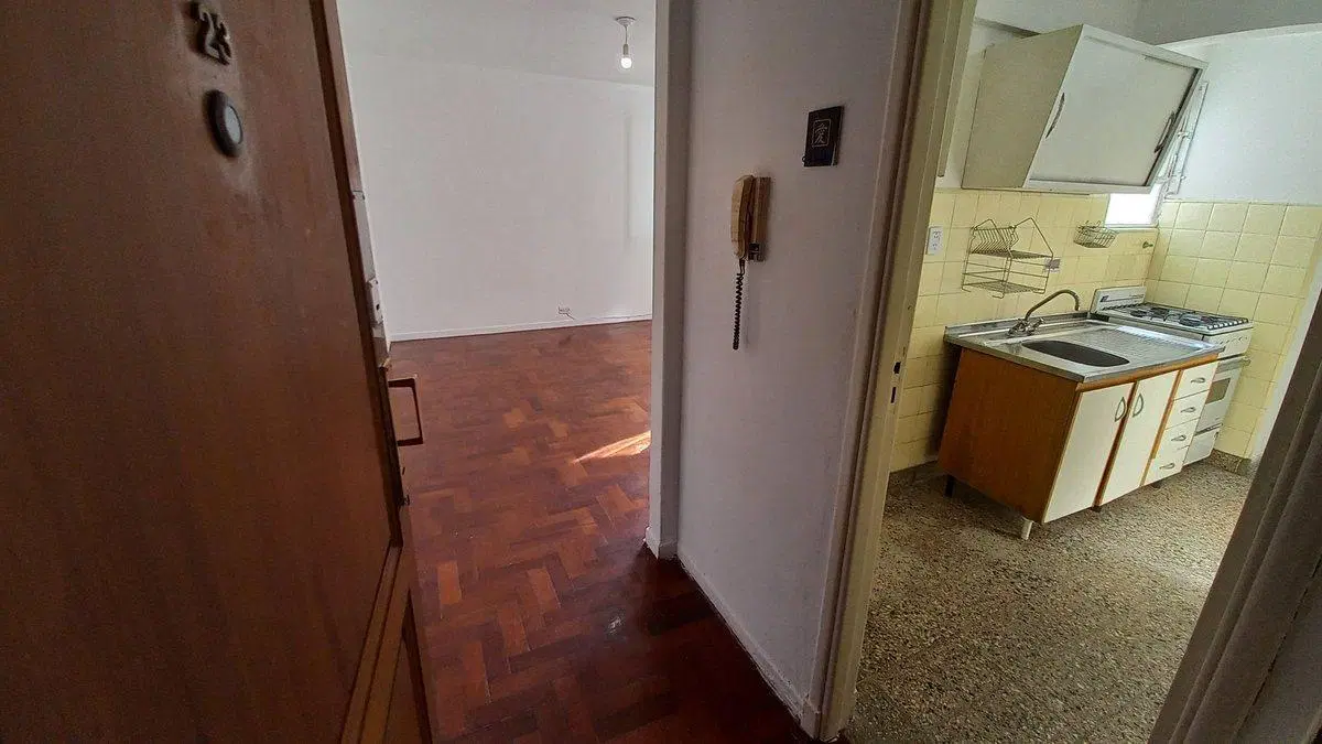 VENTA DEPARTAMENTO 2 AMBIENTES MONSERRAT LAVADERO 3