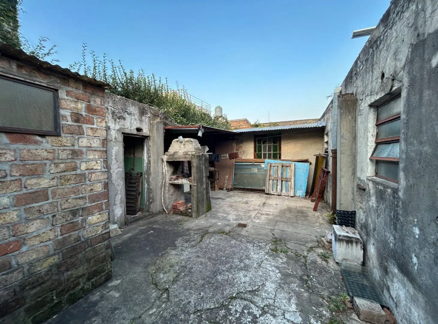 TERRENO EN VENTA CHACARITA- IDEAL FABRICA/DEPÓSITO 4