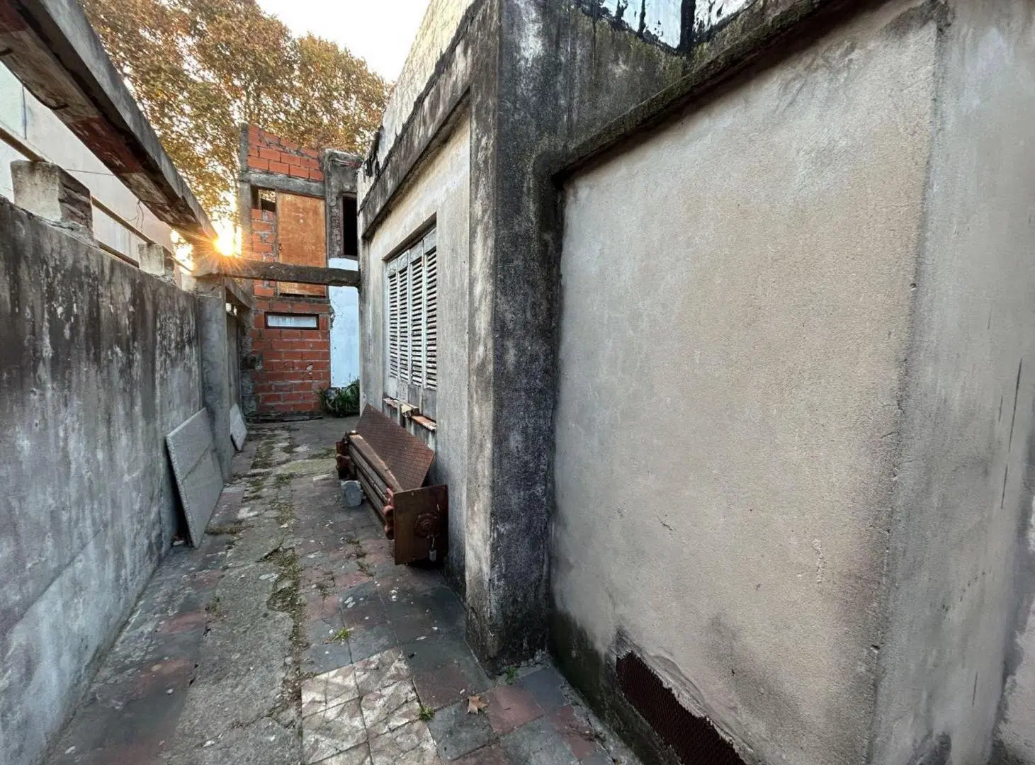 TERRENO EN VENTA CHACARITA- IDEAL FABRICA/DEPÓSITO 2