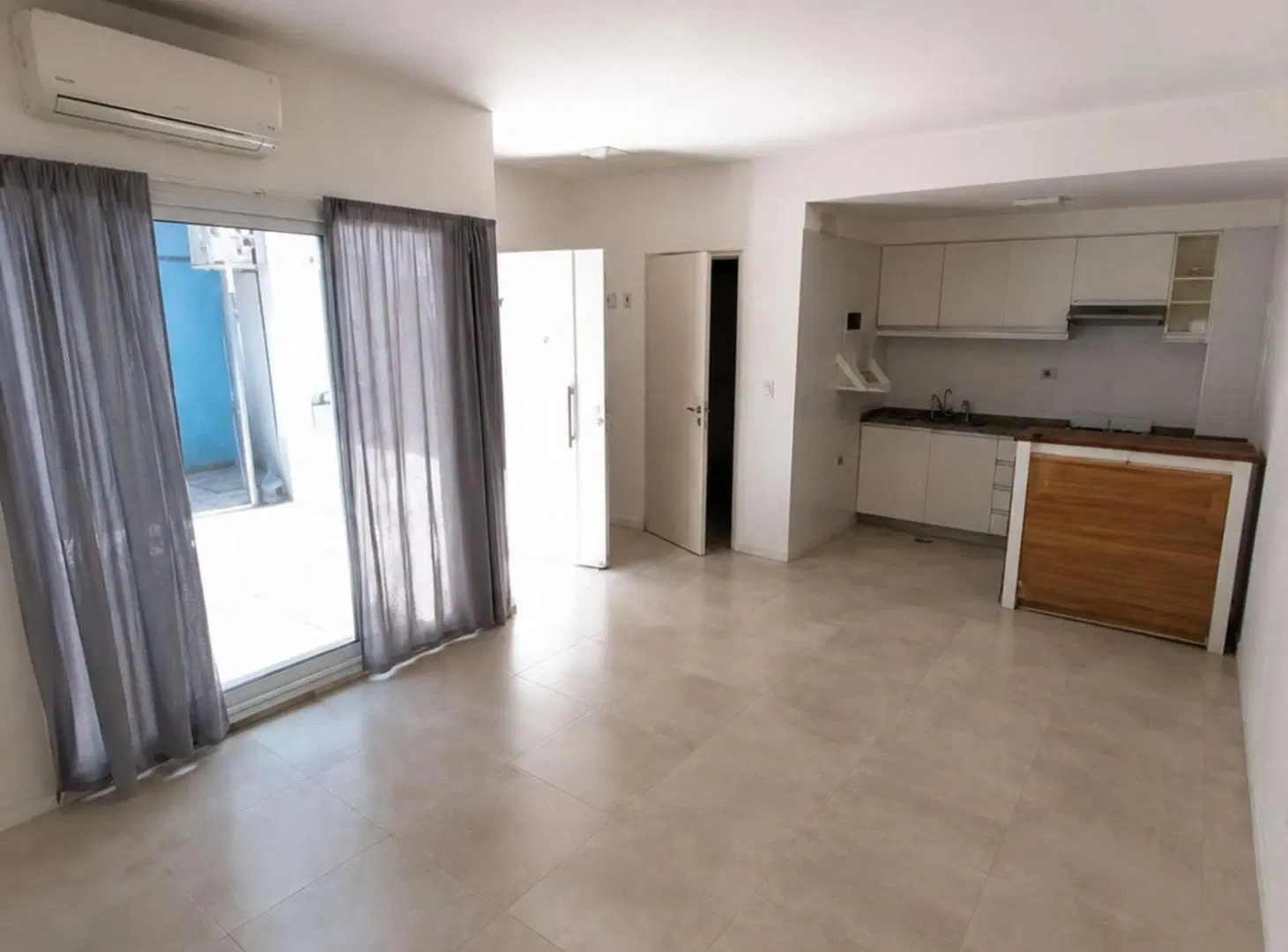 Venta 2 Ambientes con Patio en Almagro 4