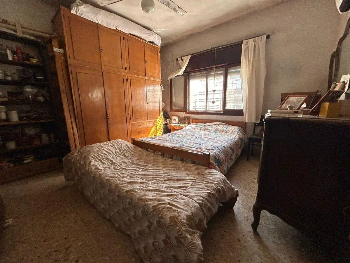 Casa 5 ambientes Venta Gerli Multifamiliar c/Patio 5