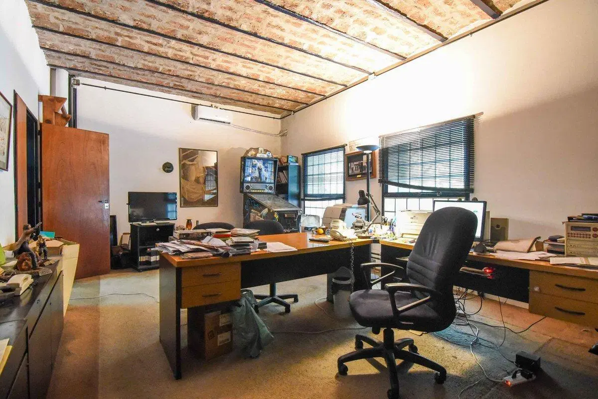 VENTA OFICINA 800 M2 ALMAGRO 5