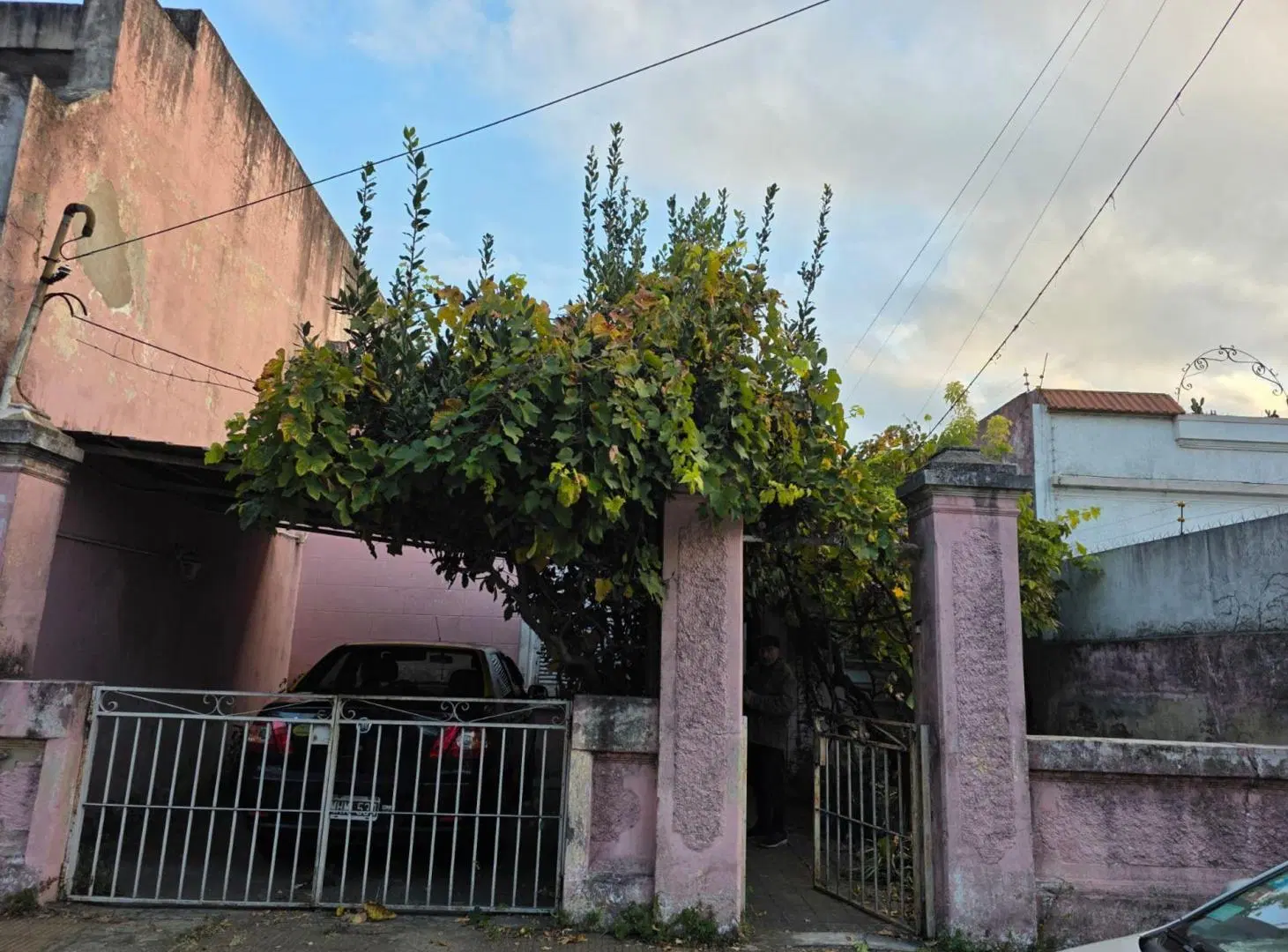 VENTA CASA 3 AMB RAMOS MEJIA A REFACCIONAR 2