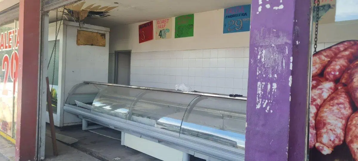 LOCAL EN TERMINAL DE COLECTIVOS DE PUENTE LA NORIA 3