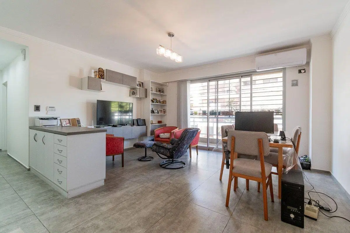 Venta dpto. 3amb. con balcón y cochera. Amenities 2