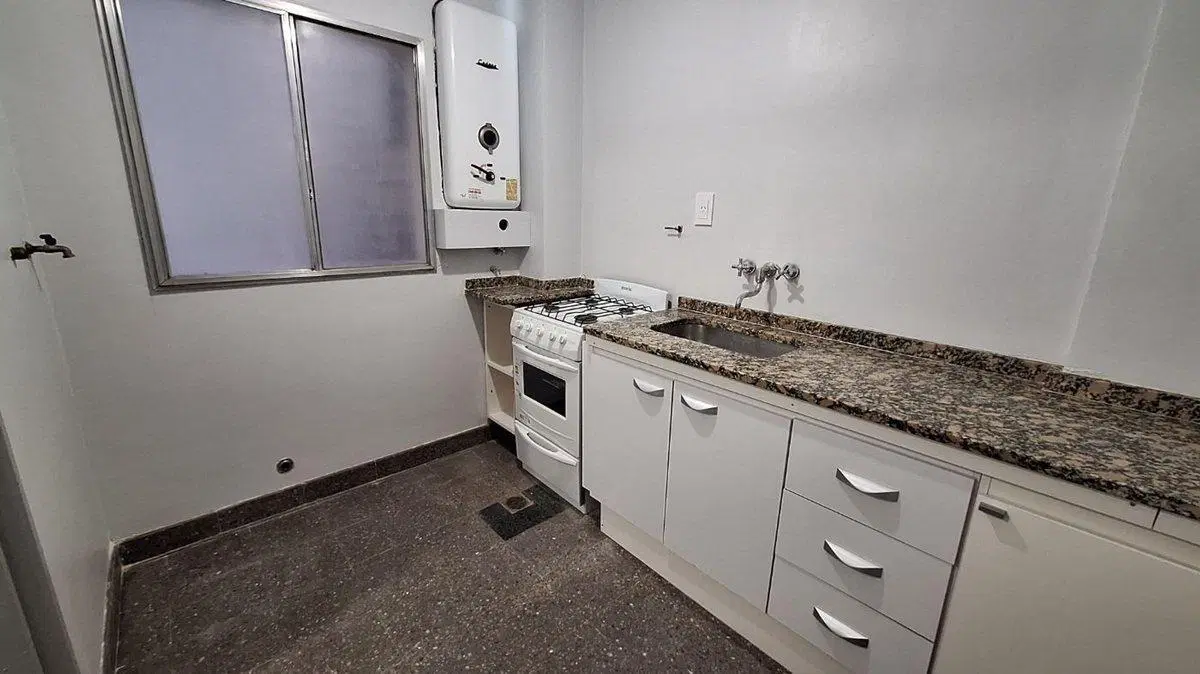VENTA BELGRANO 3 AMB C/BALCON Pque de INNOVACION 2