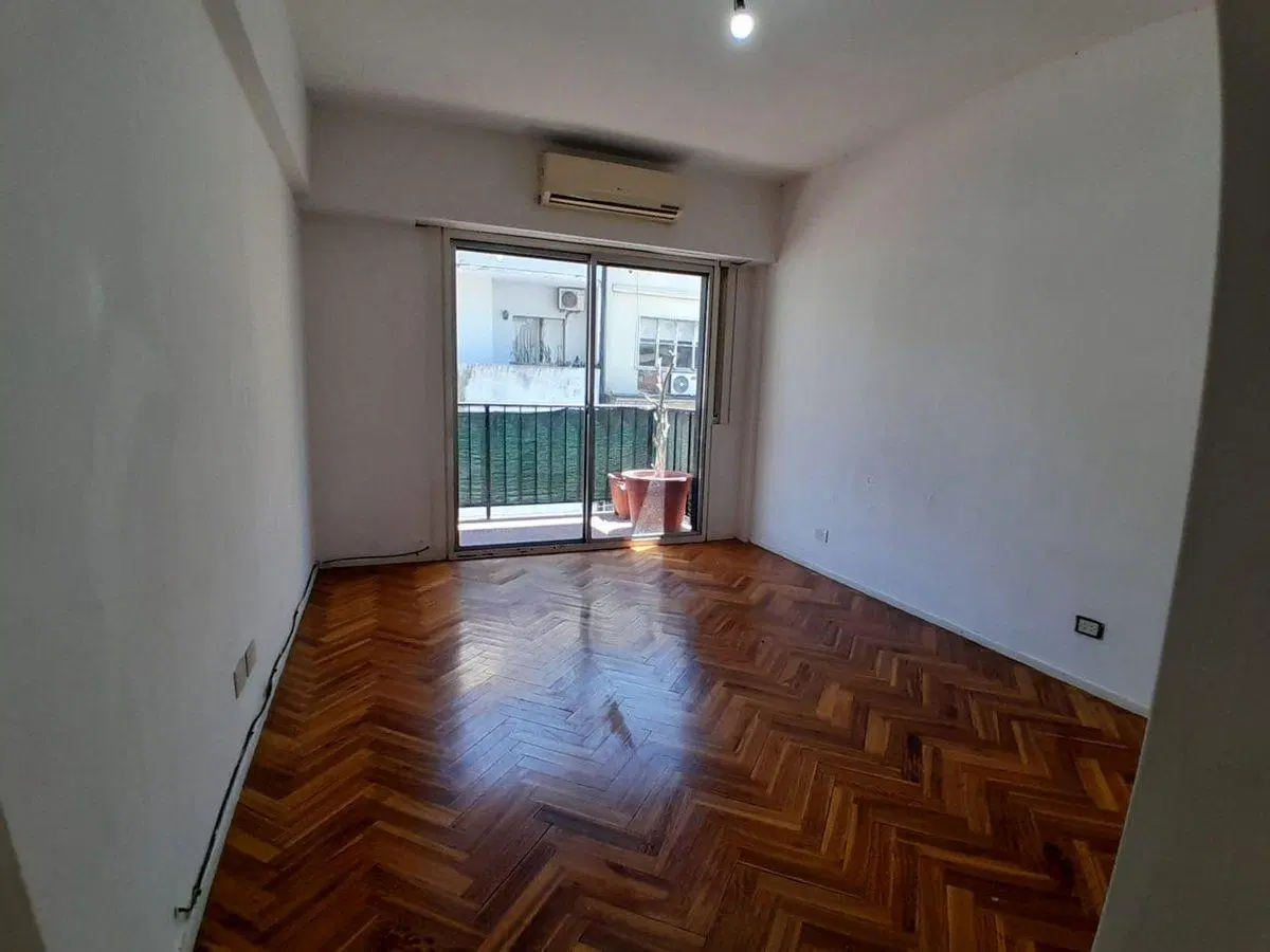 VENTA 3 AMBIENTES  CENTRO/TRIBUNALES. APTO CREDITO 2