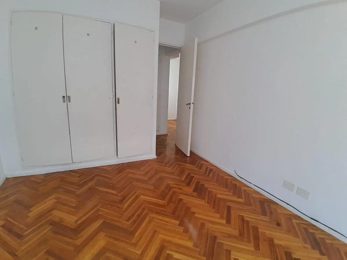 VENTA 3 AMBIENTES  CENTRO/TRIBUNALES. APTO CREDITO 5