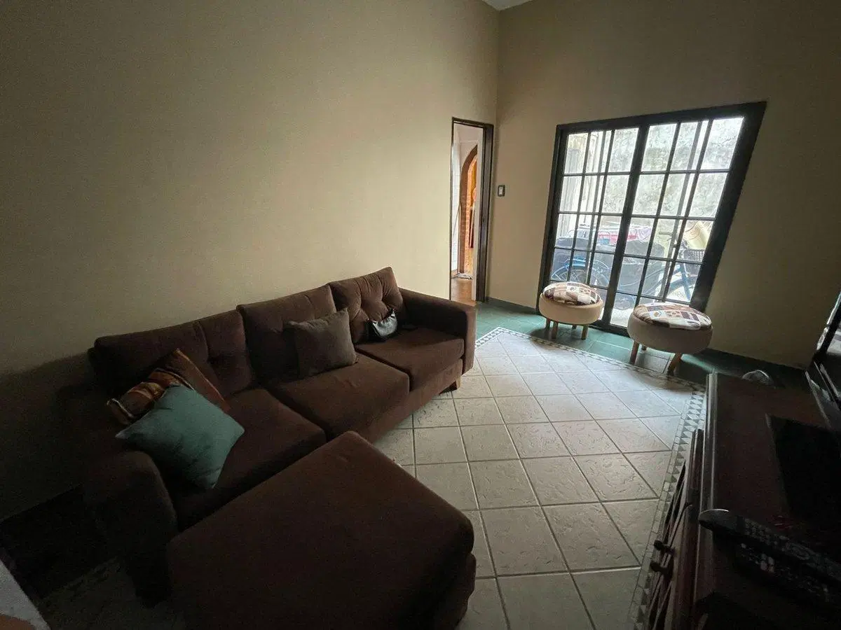 VENTA - CASA 3 AMBIENTES + MONO  LOMAS DEL MIRADOR 5