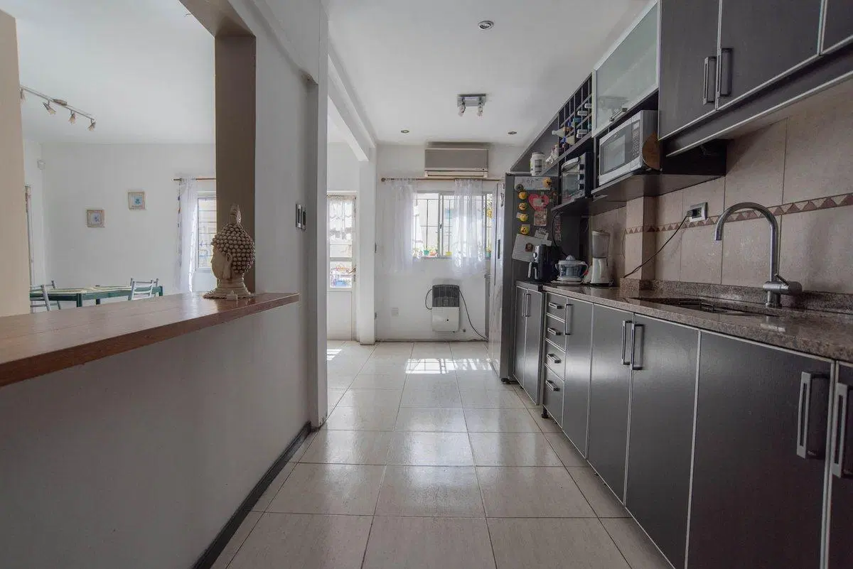 VENTA CASA 5AMB S.LUGARES PATIO-PARRI-COCHER-PROOM 2