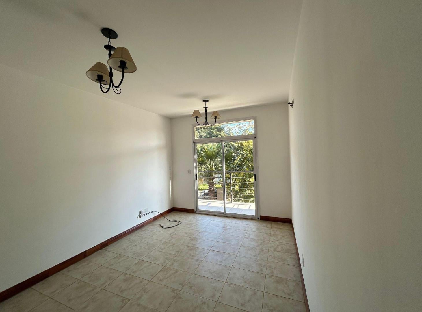 DEPTO 2 AMB. EN MORENO C/ COCHERA Y AMENITIES
