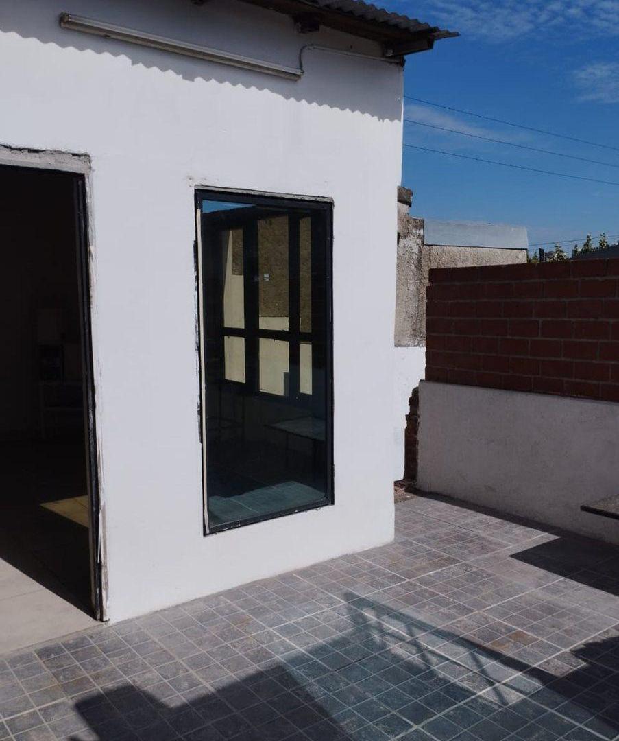 VENTA PH 2 AMB PB PATIO Y MONOAMBIENTE RAMOS MEJIA