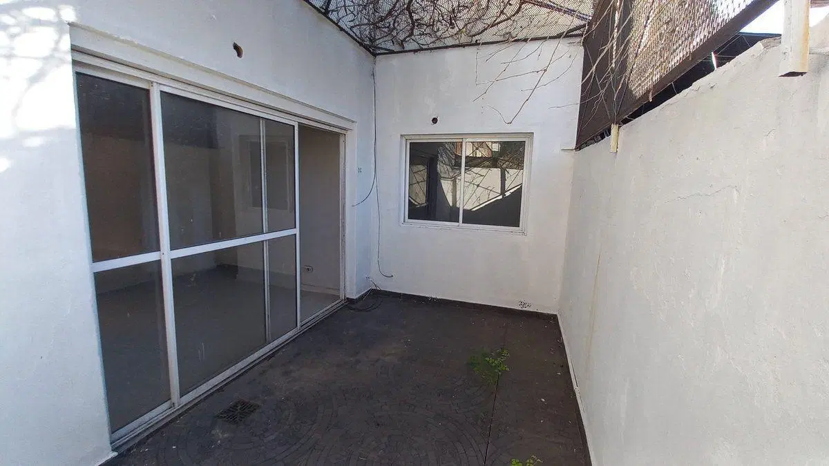 VENTA PH 2 AMBIENTES VILLA LURO 2 PATIOS LAVADERO 5
