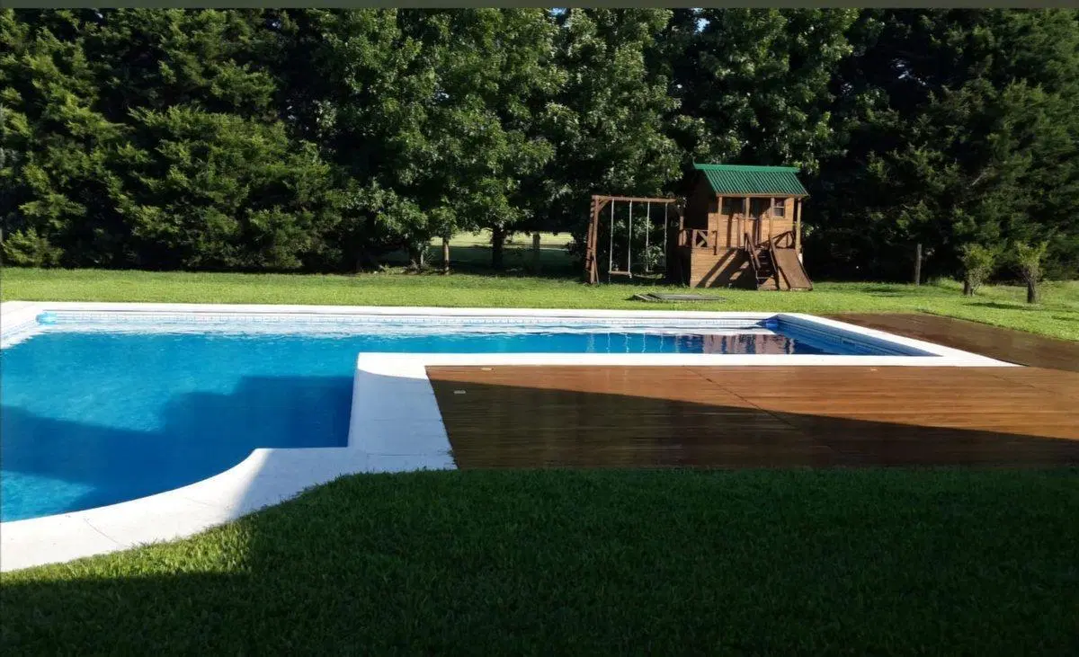 VENTA CASA 5 AMB. COUNTRY LAS PERDICES 2