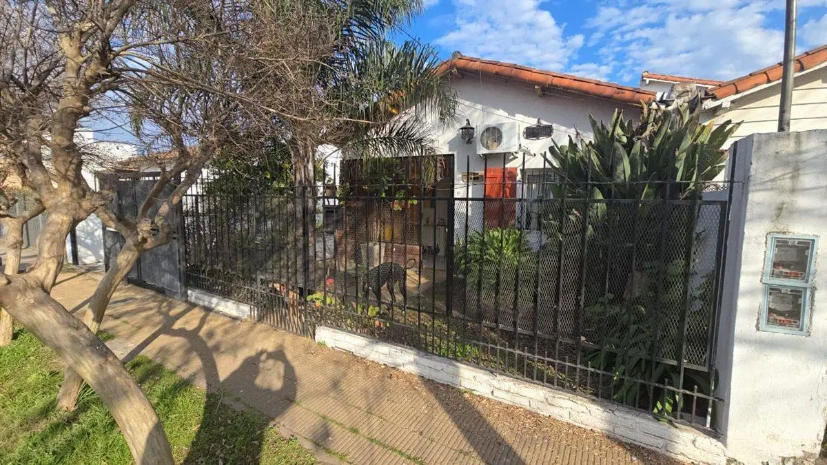 VENTA CASA 4 AMB PASO DEL REY PATIO PARRILLA 5