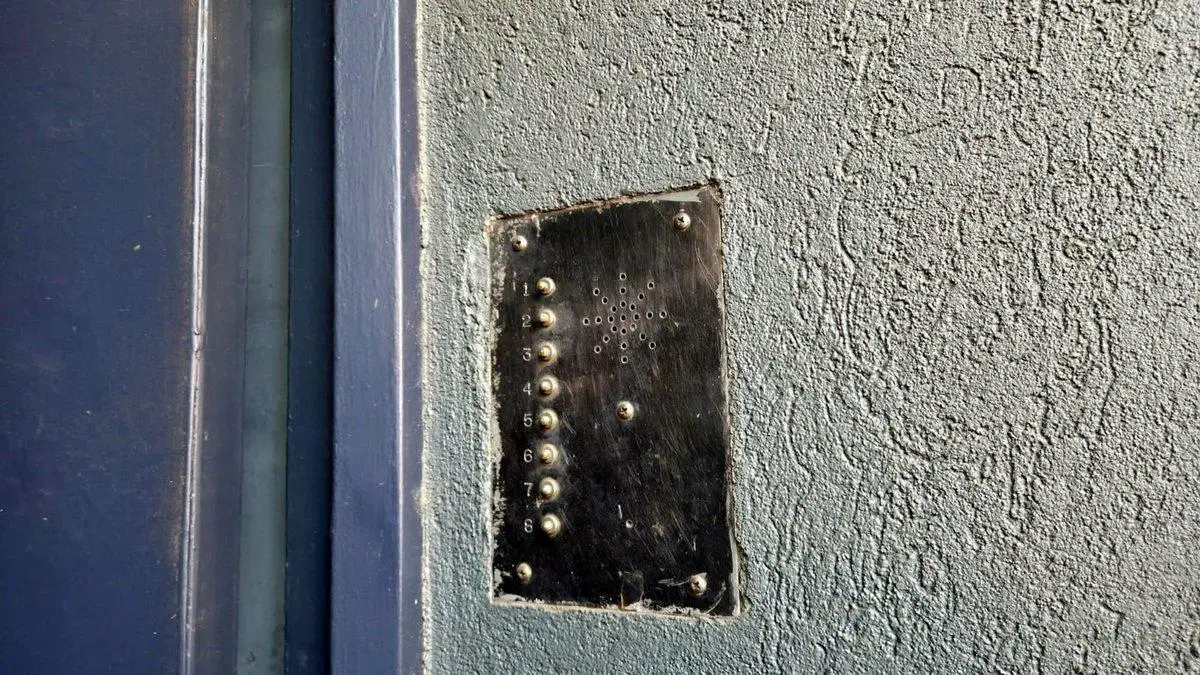 PH 3 AMB. MUY LUMINOSO EN  CHACARITA 3